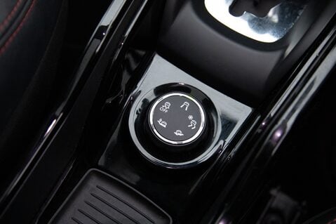 Peugeot 2008 PURETECH S/S GT LINE 35