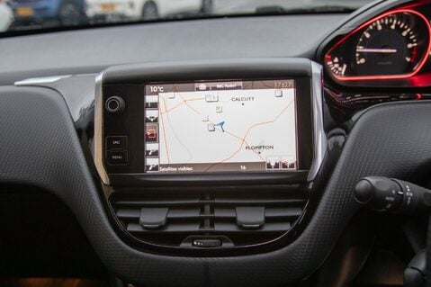 Peugeot 2008 PURETECH S/S GT LINE 24