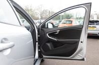 Volvo V40 T2 MOMENTUM 14