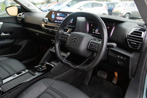 Citroen C4 PURETECH SHINE PLUS S/S EAT8 4