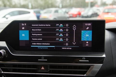 Citroen C4 PURETECH SHINE PLUS S/S EAT8 30