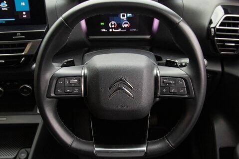 Citroen C4 PURETECH SHINE PLUS S/S EAT8 22