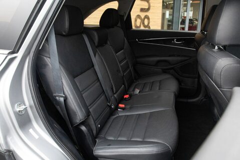 Kia Sorento CRDI KX-2 ISG 38