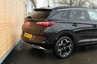 Vauxhall Grandland ELITE 7