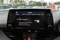 Hyundai i30 FASTBACK SE NAV 23