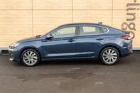 Hyundai i30 FASTBACK SE NAV 13