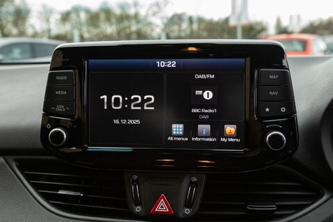 Hyundai i30 FASTBACK SE NAV 22