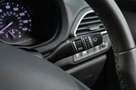 Hyundai i30 FASTBACK SE NAV 17