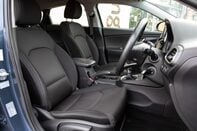 Hyundai i30 FASTBACK SE NAV 30