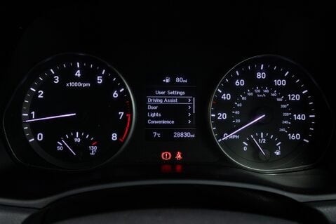 Hyundai i30 FASTBACK SE NAV 14