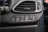 Hyundai i30 FASTBACK SE NAV 15