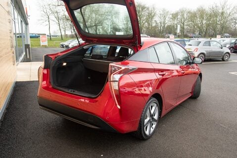 Toyota Prius VVT-I BUSINESS EDITION PLUS 34