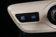 Toyota Prius VVT-I BUSINESS EDITION PLUS 32