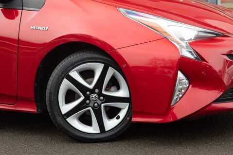 Toyota Prius VVT-I BUSINESS EDITION PLUS 11