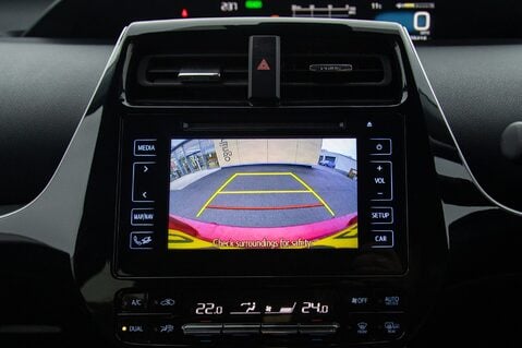 Toyota Prius VVT-I BUSINESS EDITION PLUS 28