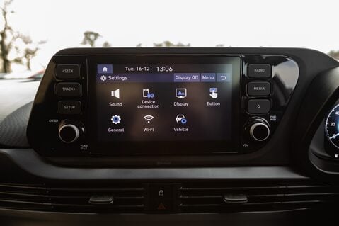 Hyundai i20 T-GDI SE CONNECT MHEV 24