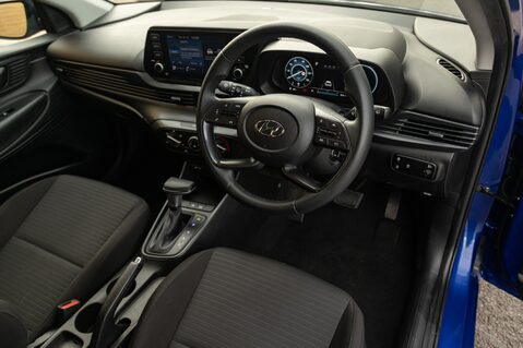 Hyundai i20 T-GDI SE CONNECT MHEV 4