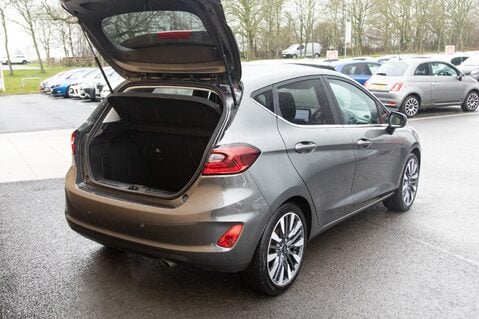 Ford Fiesta TITANIUM VIGNALE MHEV 36