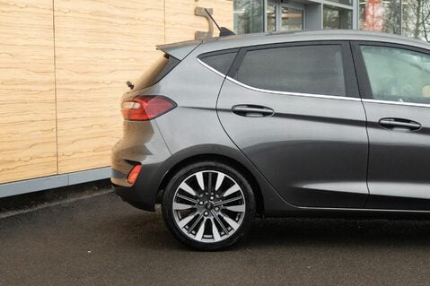 Ford Fiesta TITANIUM VIGNALE MHEV 7