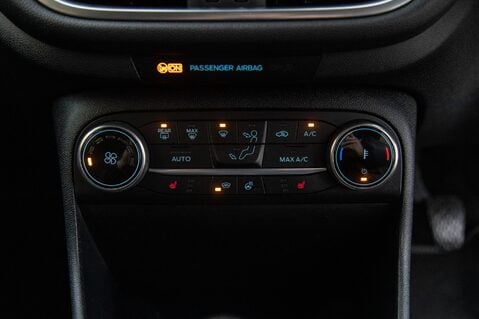 Ford Fiesta TITANIUM VIGNALE MHEV 32