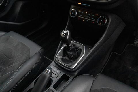 Ford Fiesta TITANIUM VIGNALE MHEV 31