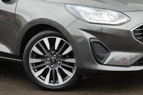 Ford Fiesta TITANIUM VIGNALE MHEV 11