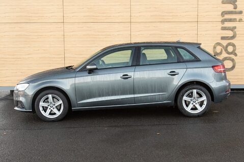 Audi A3 SPORTBACK TFSI SE 13