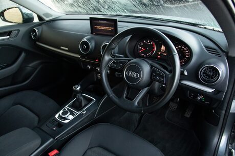 Audi A3 SPORTBACK TFSI SE