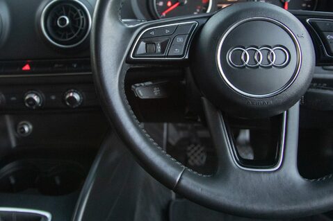 Audi A3 SPORTBACK TFSI SE 19