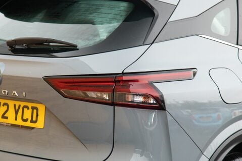 Nissan Qashqai DIG-T ACENTA PREMIUM MHEV 9