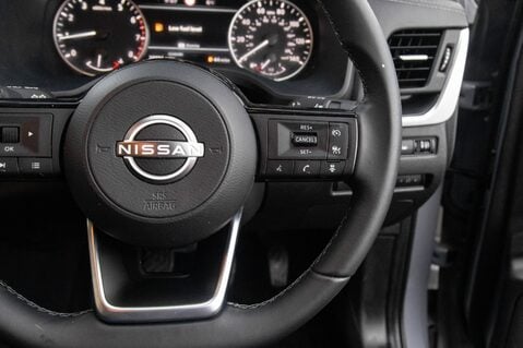 Nissan Qashqai DIG-T ACENTA PREMIUM MHEV 20