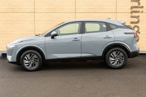 Nissan Qashqai DIG-T ACENTA PREMIUM MHEV 13
