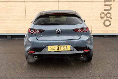 Mazda 3 SPORT LUX MHEV 6