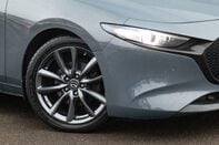 Mazda 3 SPORT LUX MHEV 11