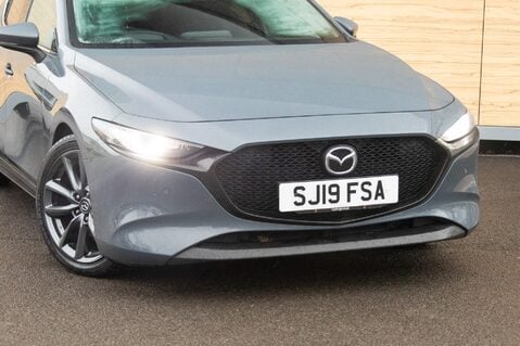 Mazda 3 SPORT LUX MHEV 10