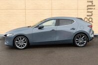 Mazda 3 SPORT LUX MHEV 13