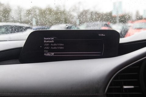 Mazda 3 SPORT LUX MHEV 24