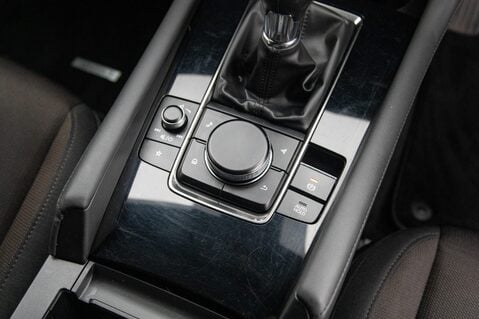 Mazda 3 SPORT LUX MHEV 34