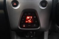 Toyota Aygo VVT-I X-CLUSIV X-SHIFT 32