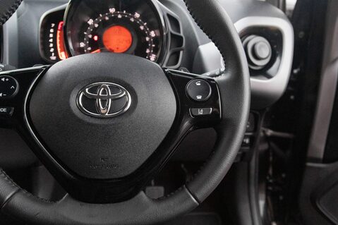 Toyota Aygo VVT-I X-CLUSIV X-SHIFT 20