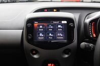 Toyota Aygo VVT-I X-CLUSIV X-SHIFT 24