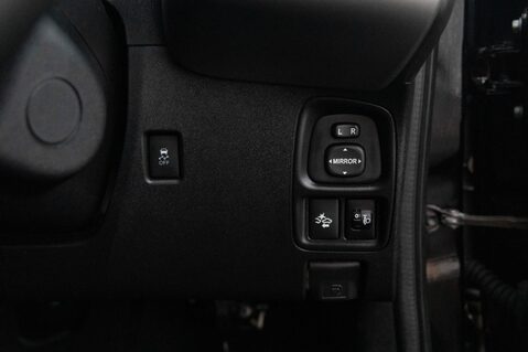 Toyota Aygo VVT-I X-CLUSIV X-SHIFT 16