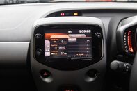 Toyota Aygo VVT-I X-CLUSIV X-SHIFT 27