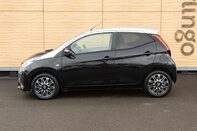 Toyota Aygo VVT-I X-CLUSIV X-SHIFT 13