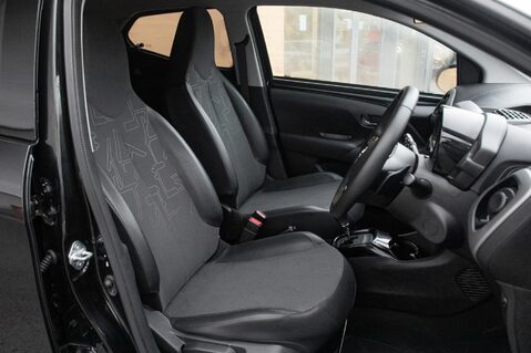 Toyota Aygo VVT-I X-CLUSIV X-SHIFT 30