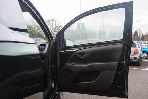 Toyota Aygo VVT-I X-CLUSIV X-SHIFT 14