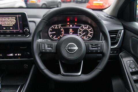 Nissan Qashqai DIG-T ACENTA PREMIUM MHEV 21