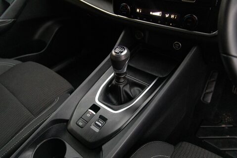 Nissan Qashqai DIG-T ACENTA PREMIUM MHEV 33