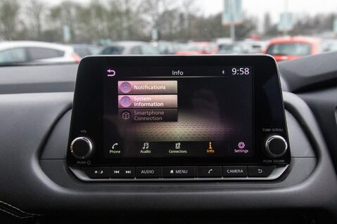 Nissan Qashqai DIG-T ACENTA PREMIUM MHEV 28