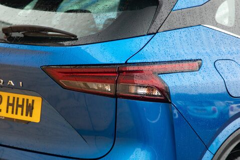 Nissan Qashqai DIG-T ACENTA PREMIUM MHEV 9